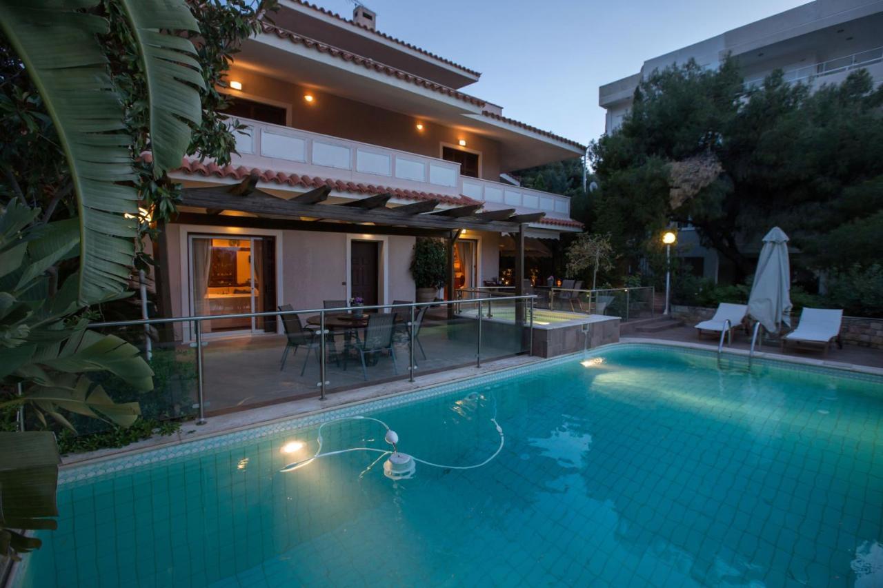 Exceptional Villa In Voula Near The Sea Αθήνα Εξωτερικό φωτογραφία