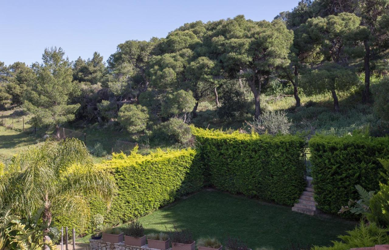 Exceptional Villa In Voula Near The Sea Αθήνα Εξωτερικό φωτογραφία
